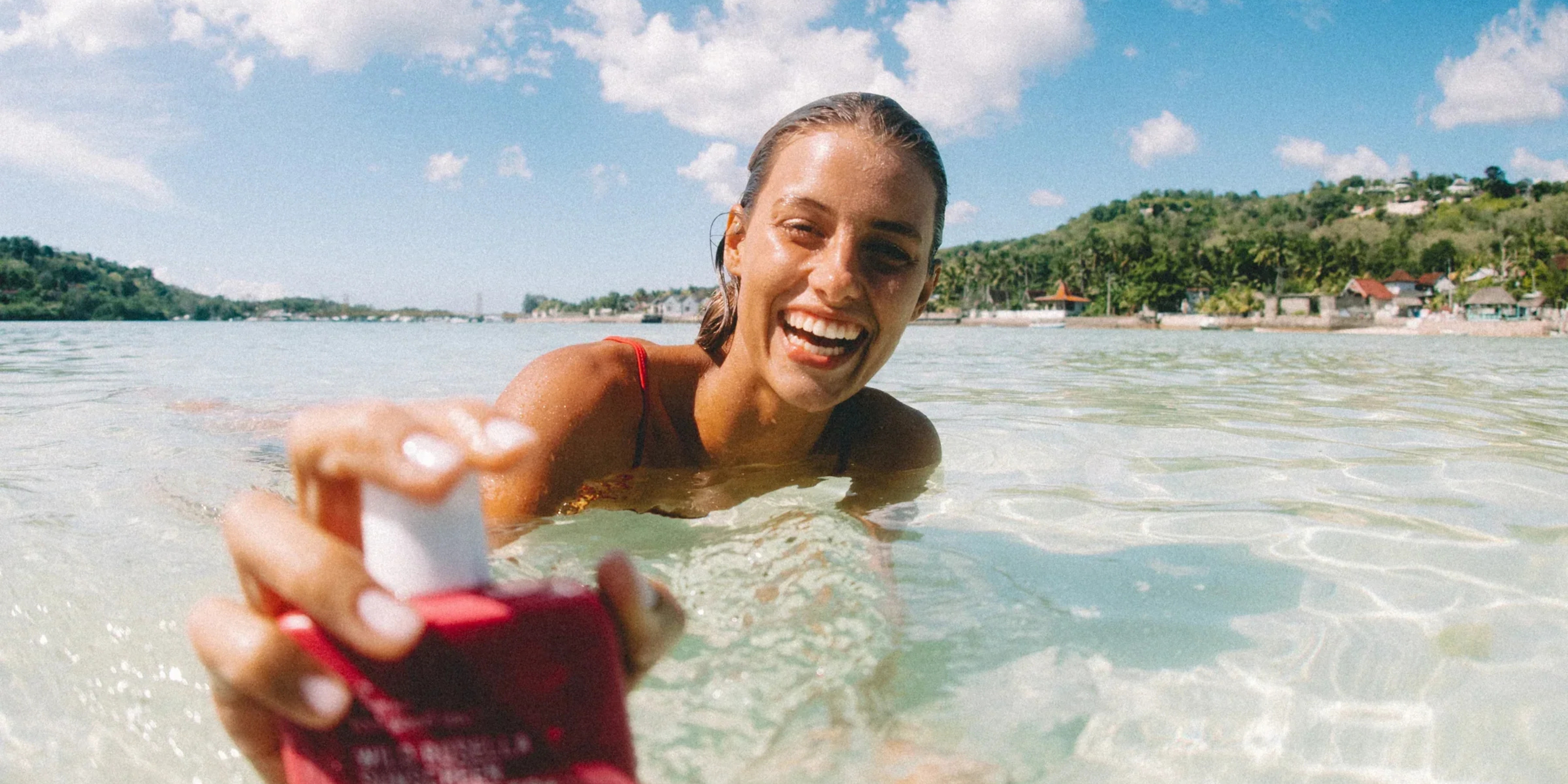 How Sunscreen Works | We Are Feel Good Sunscreen FAQ's