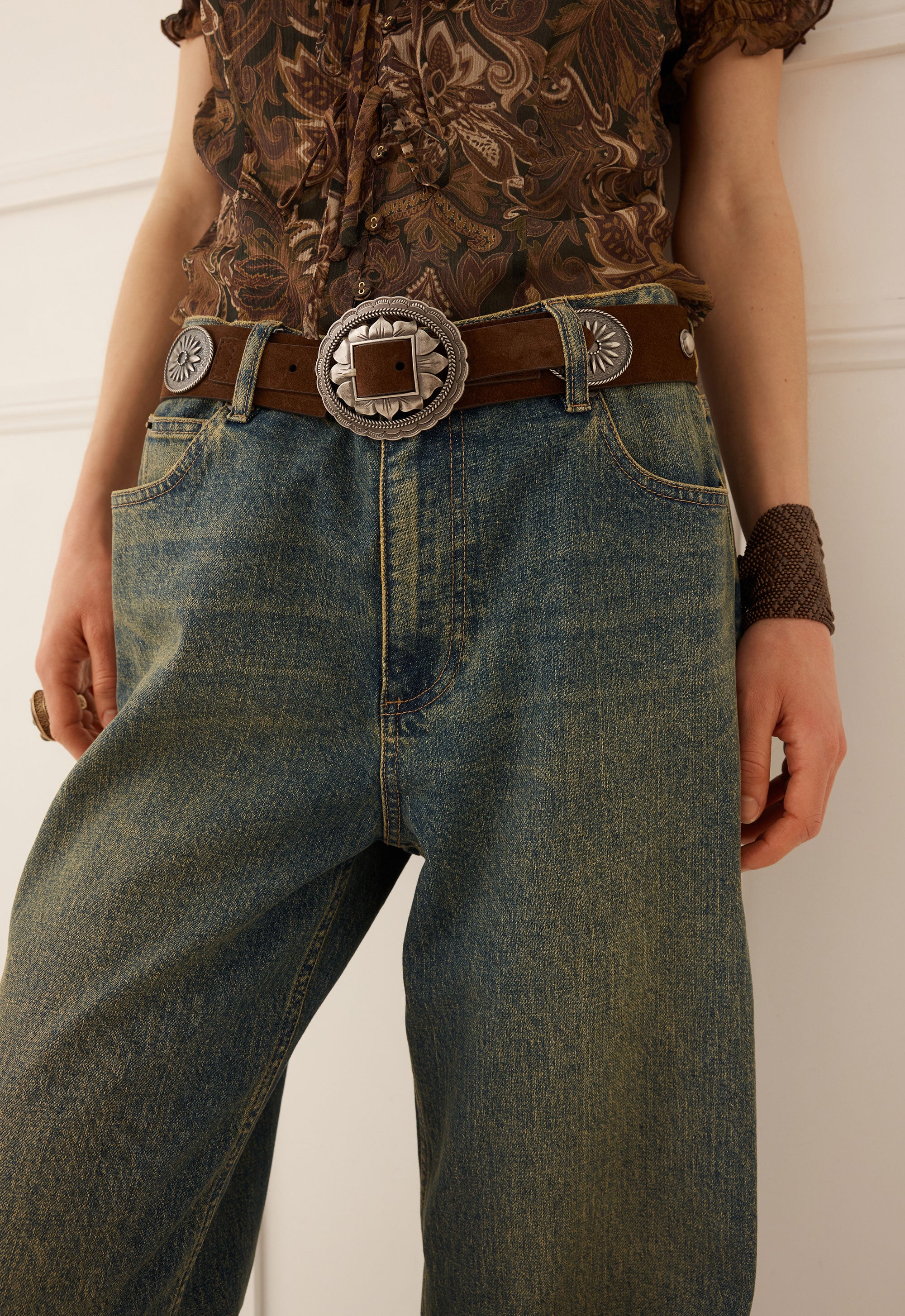 Clandestine Suede Belt - Chocolate