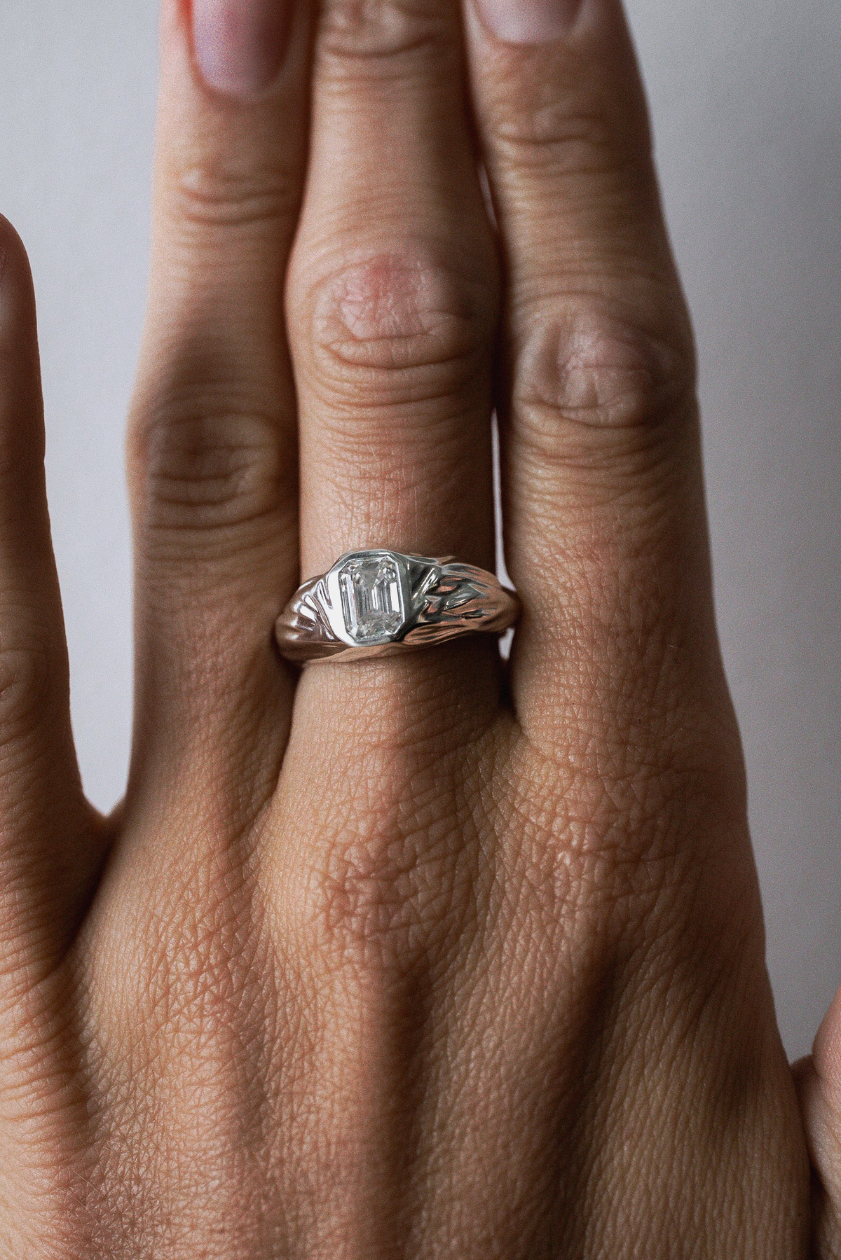 Esplendor Ring - Clear Moissanite