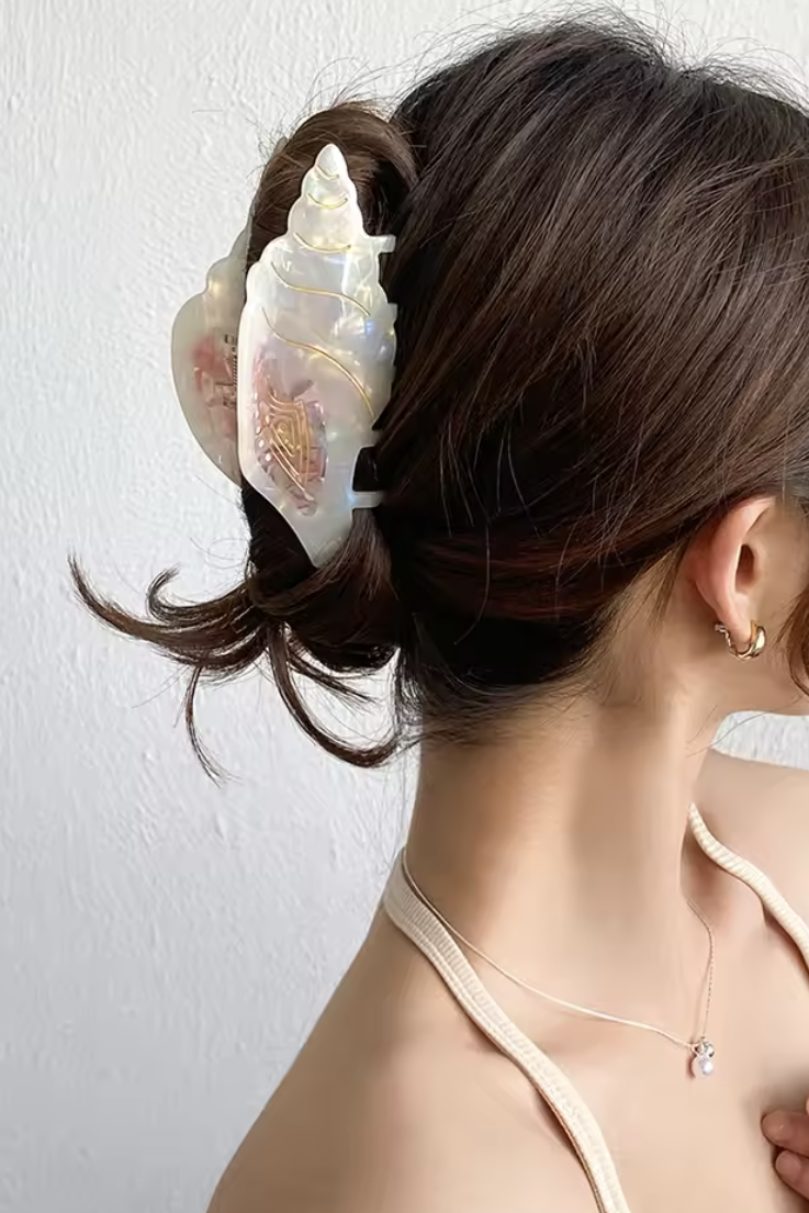 Conch Hair Claw - Turquoise