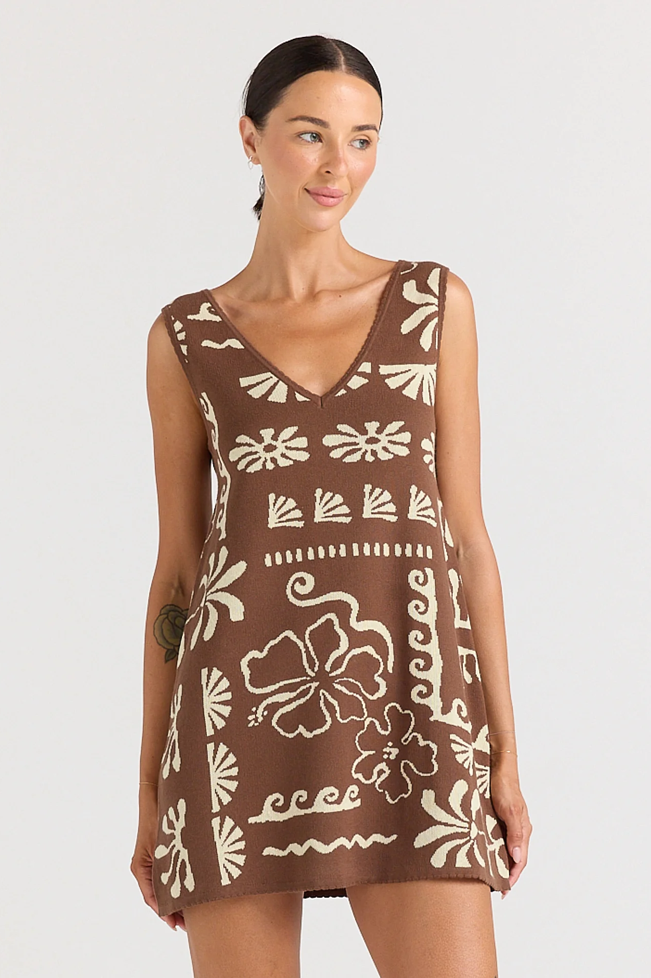 Jamaica V Knit Dress - Coco