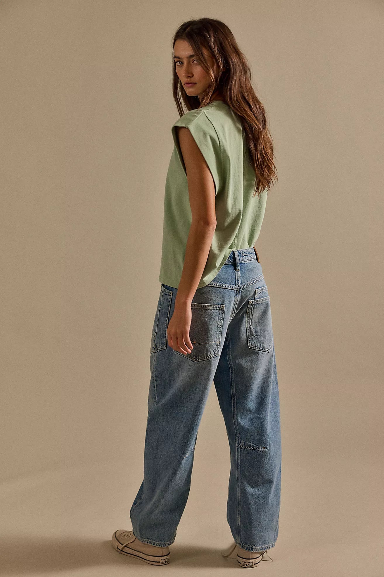 Minimalist Moxie Barrel Jeans - County Fair