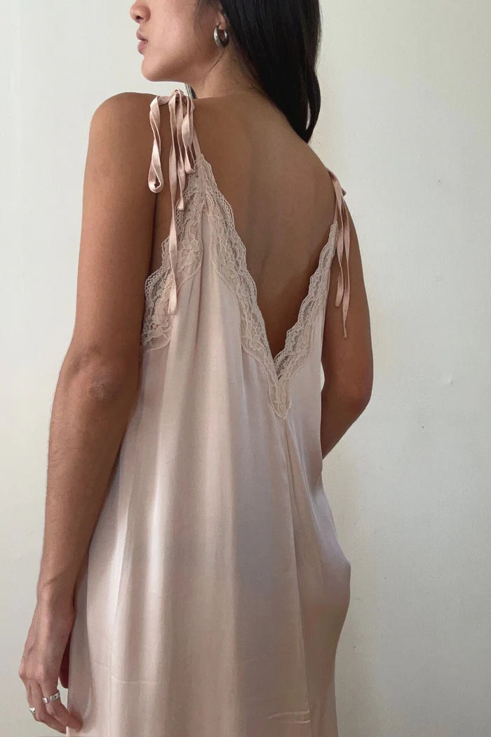 Oriana Dress - Rose Quartz