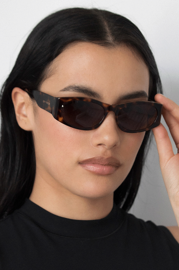 Romy Sunglasses - Tort