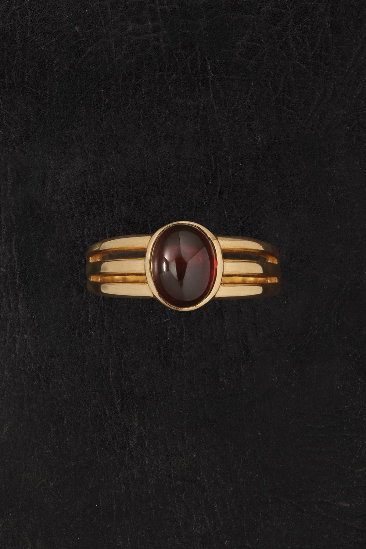 Vega Ring - Gold | Temple Of The Sun