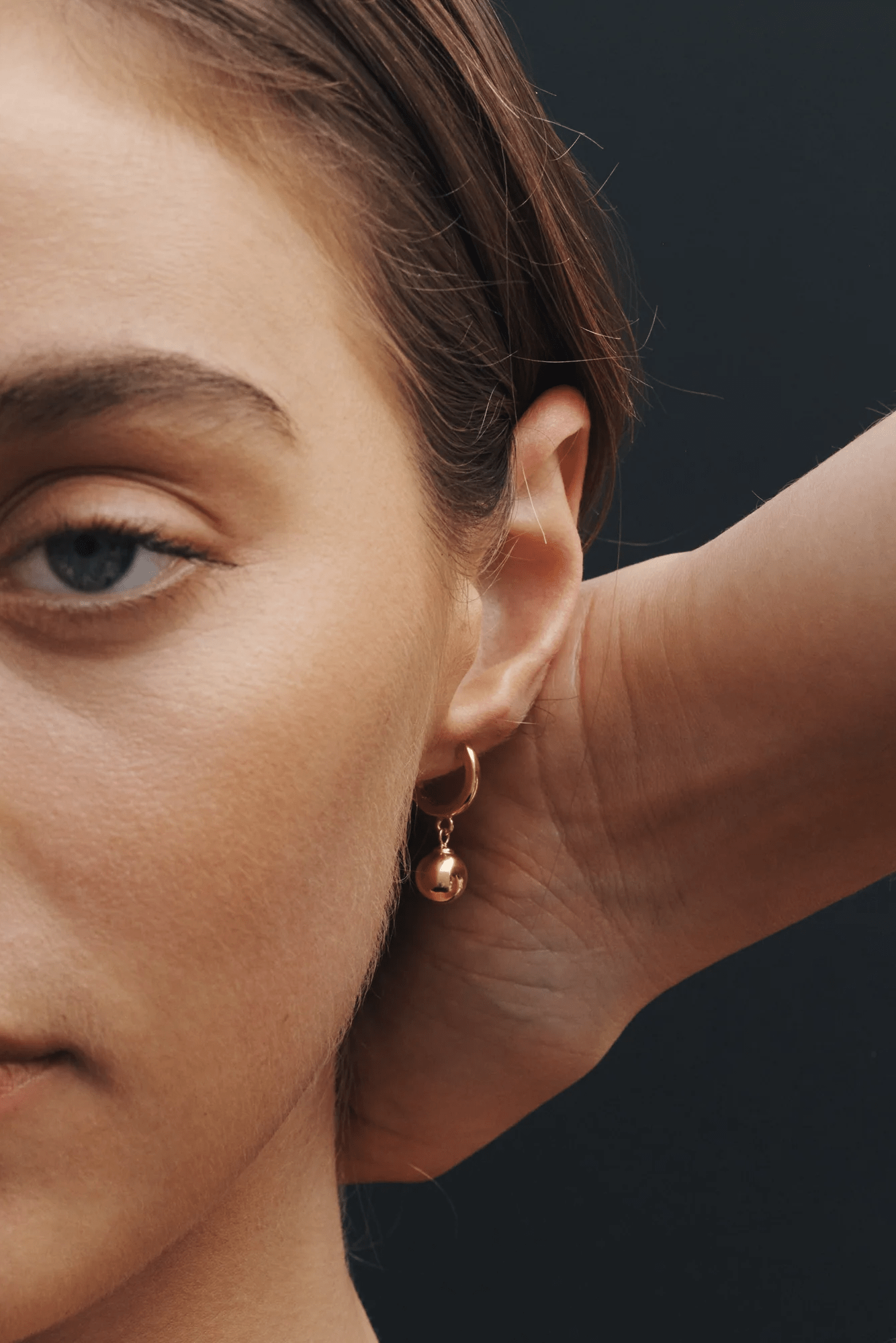Alba Huggies - Gold - Earrings - Temple Of The Sun