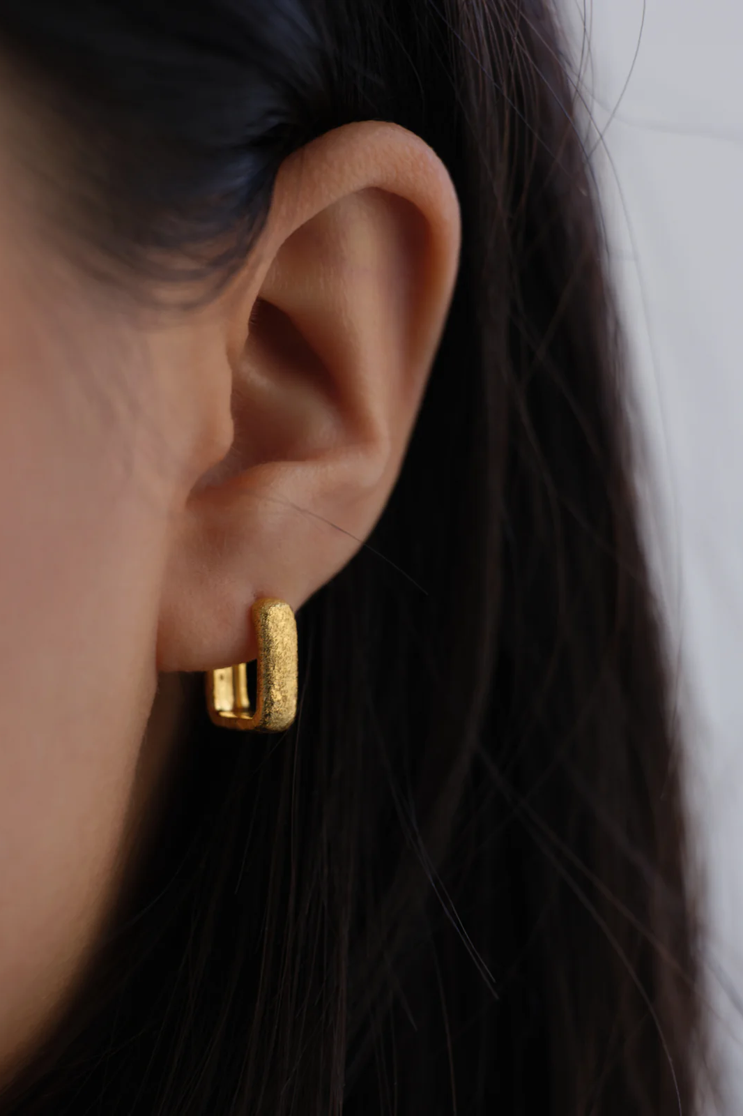 Alida Square Hoops - Gold