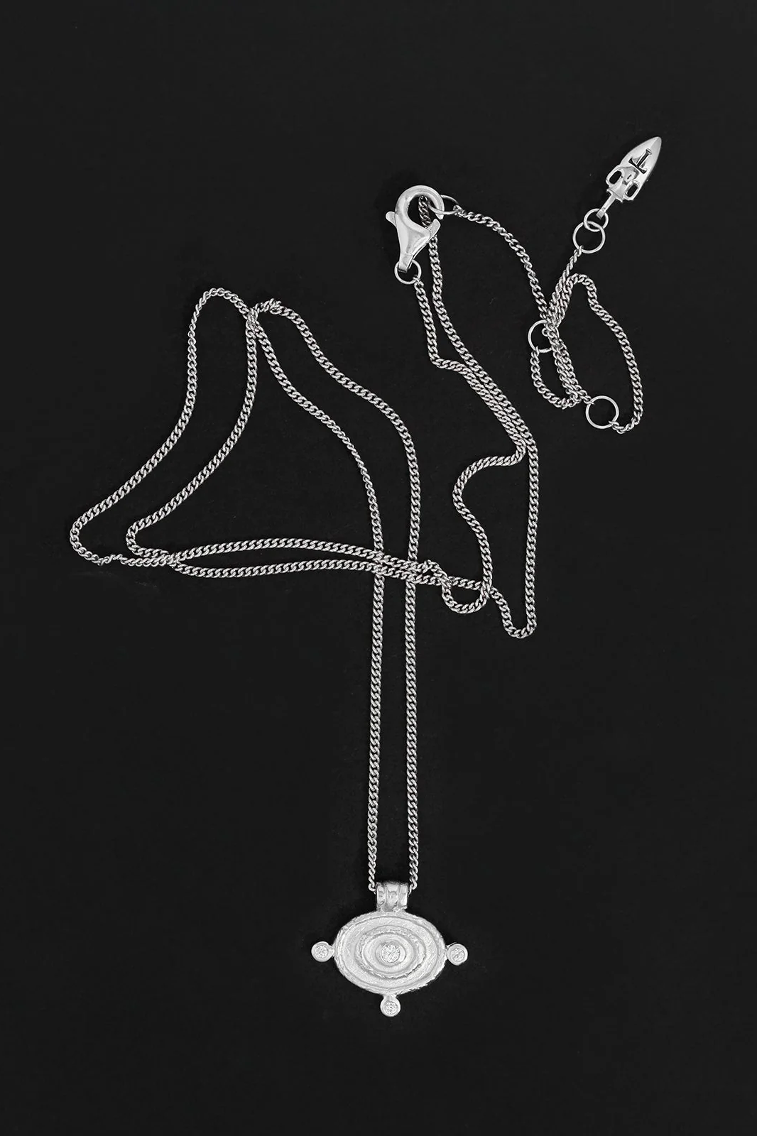 Reign Oval Necklace - Silver