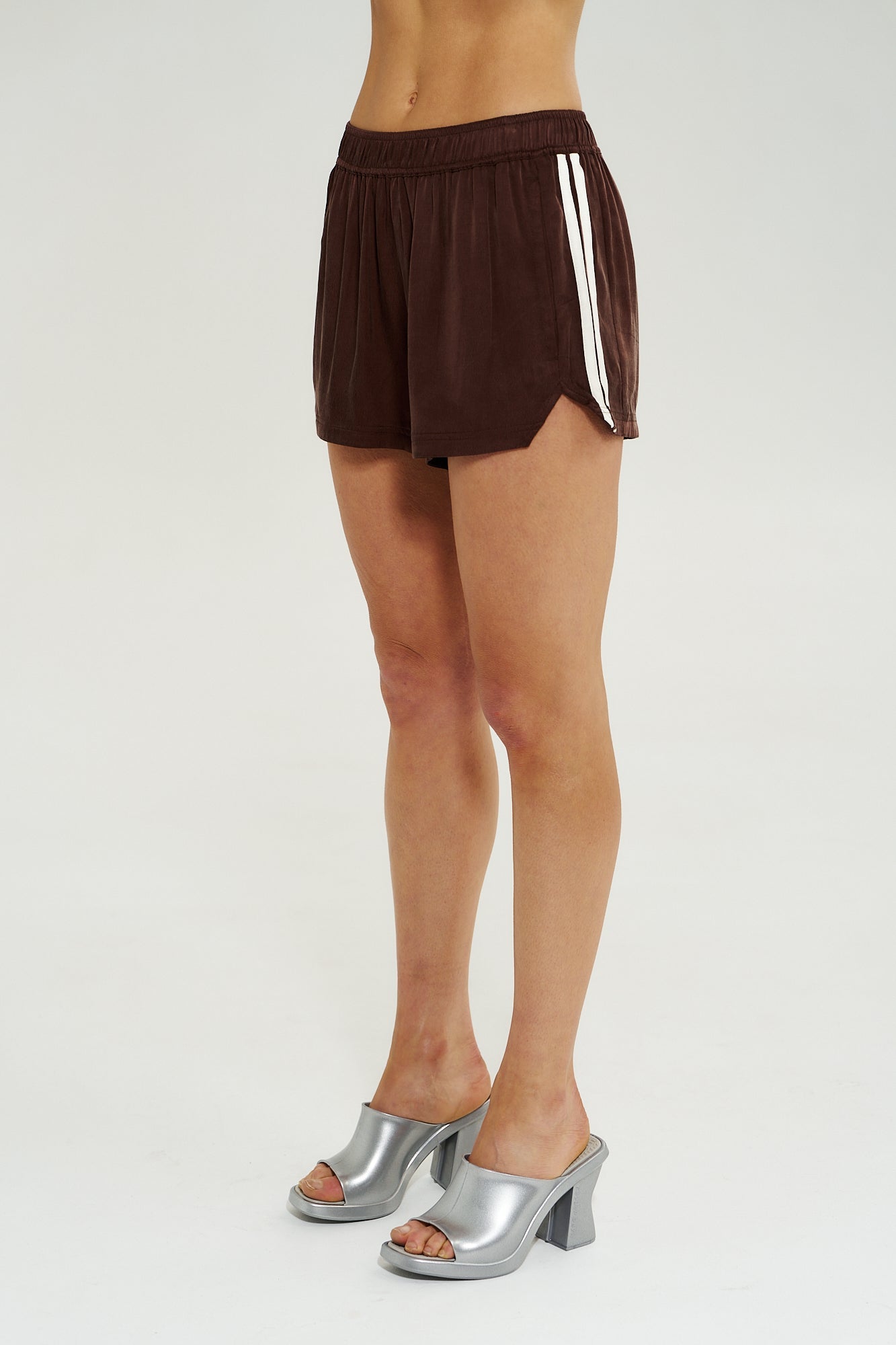 Sporty Shorty - Chocolat - Shorts - Summi Summi - Women's fashion at The Freedom State