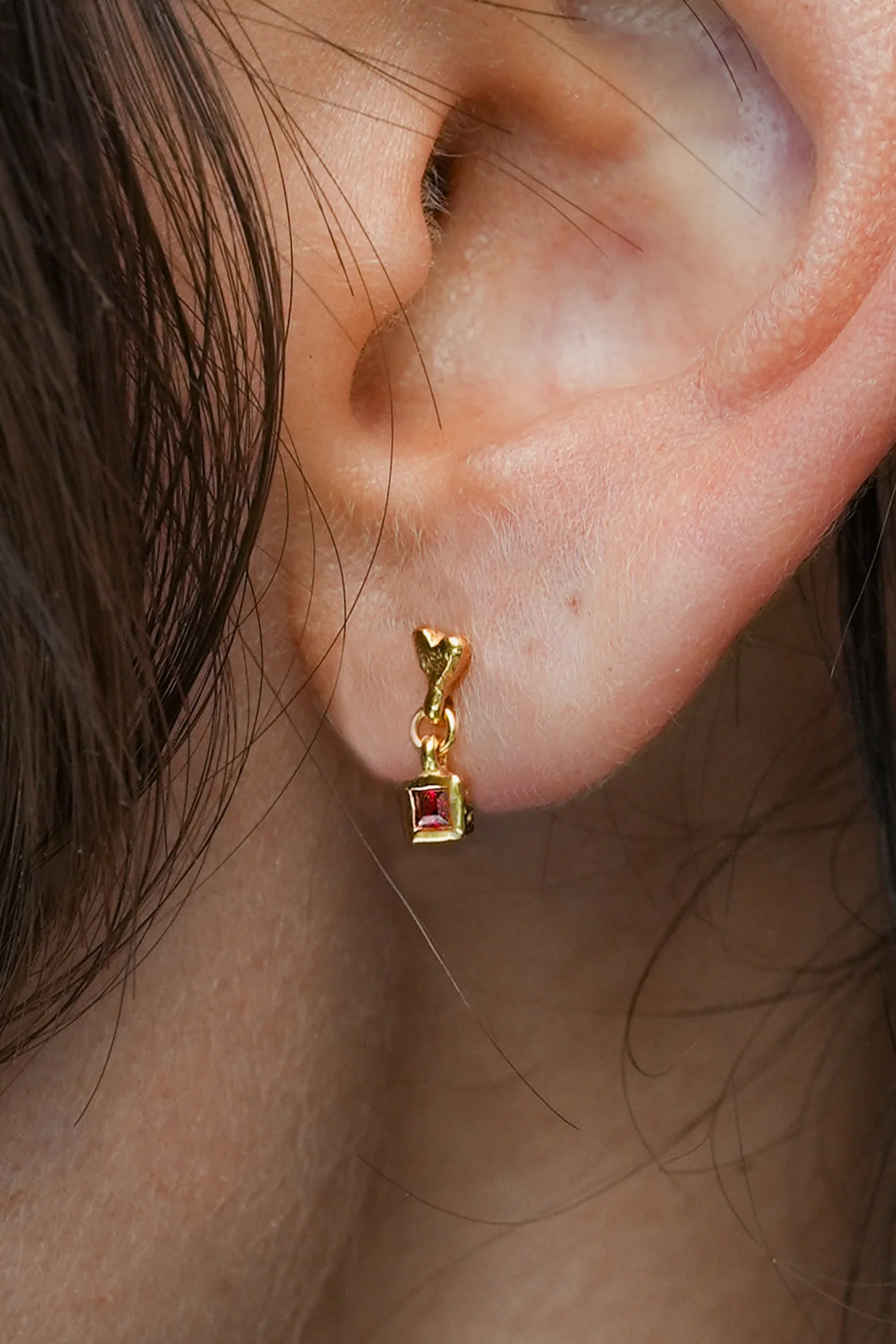 Eros Drop Studs - Gold