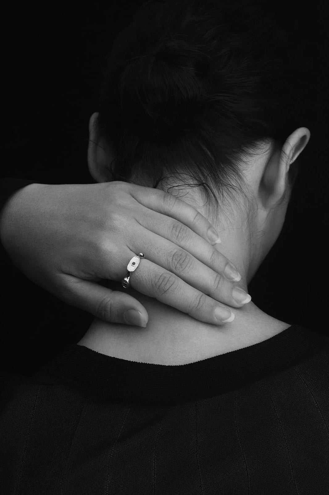 Mira Seal Ring - Silver