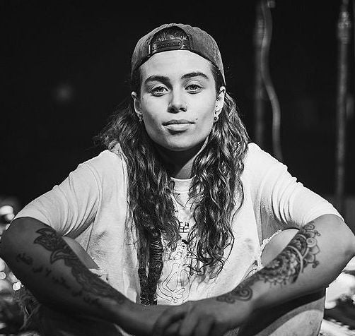 Festival Style Icon: Tash Sultana