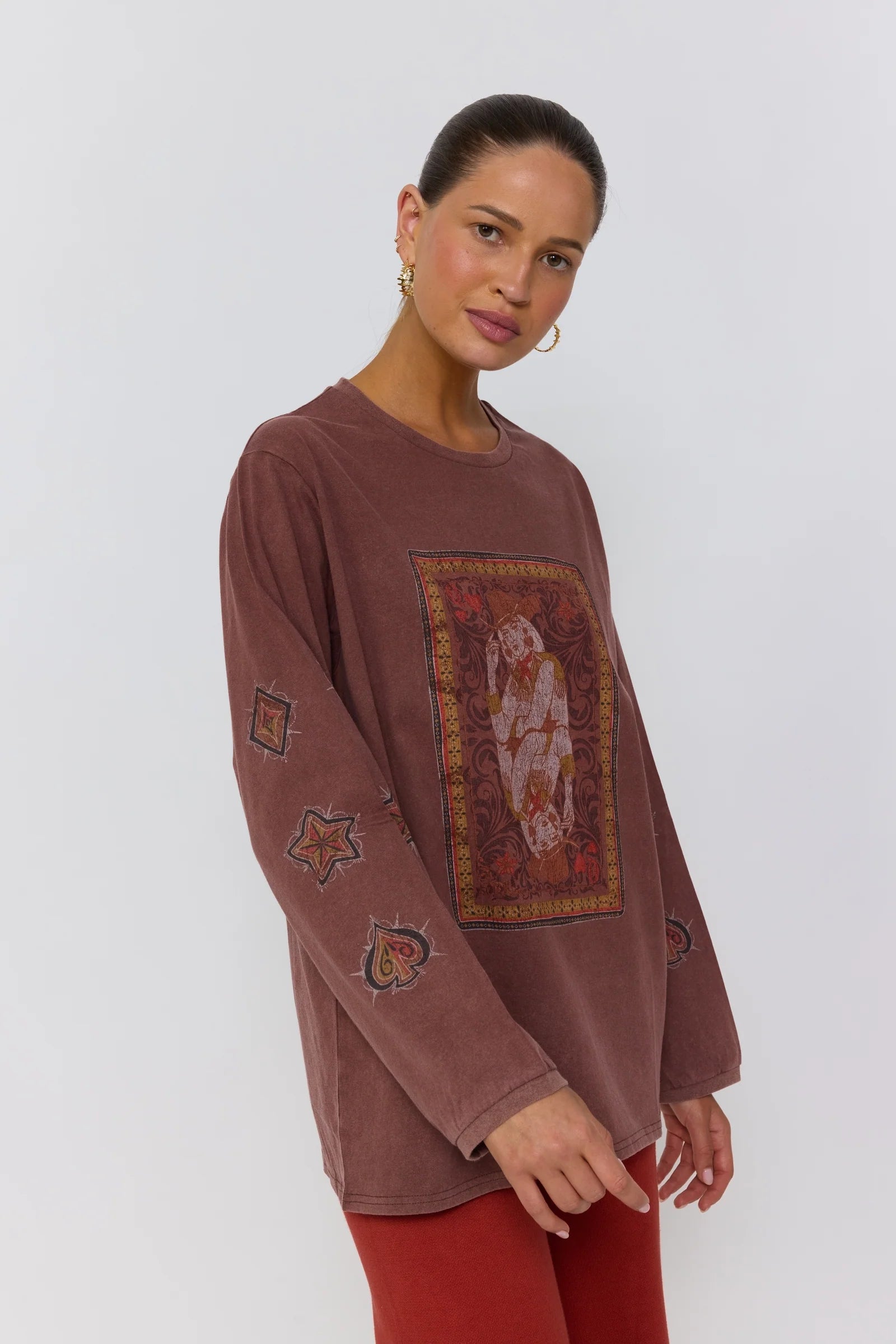 Queen Of Hearts Tee - Walnut