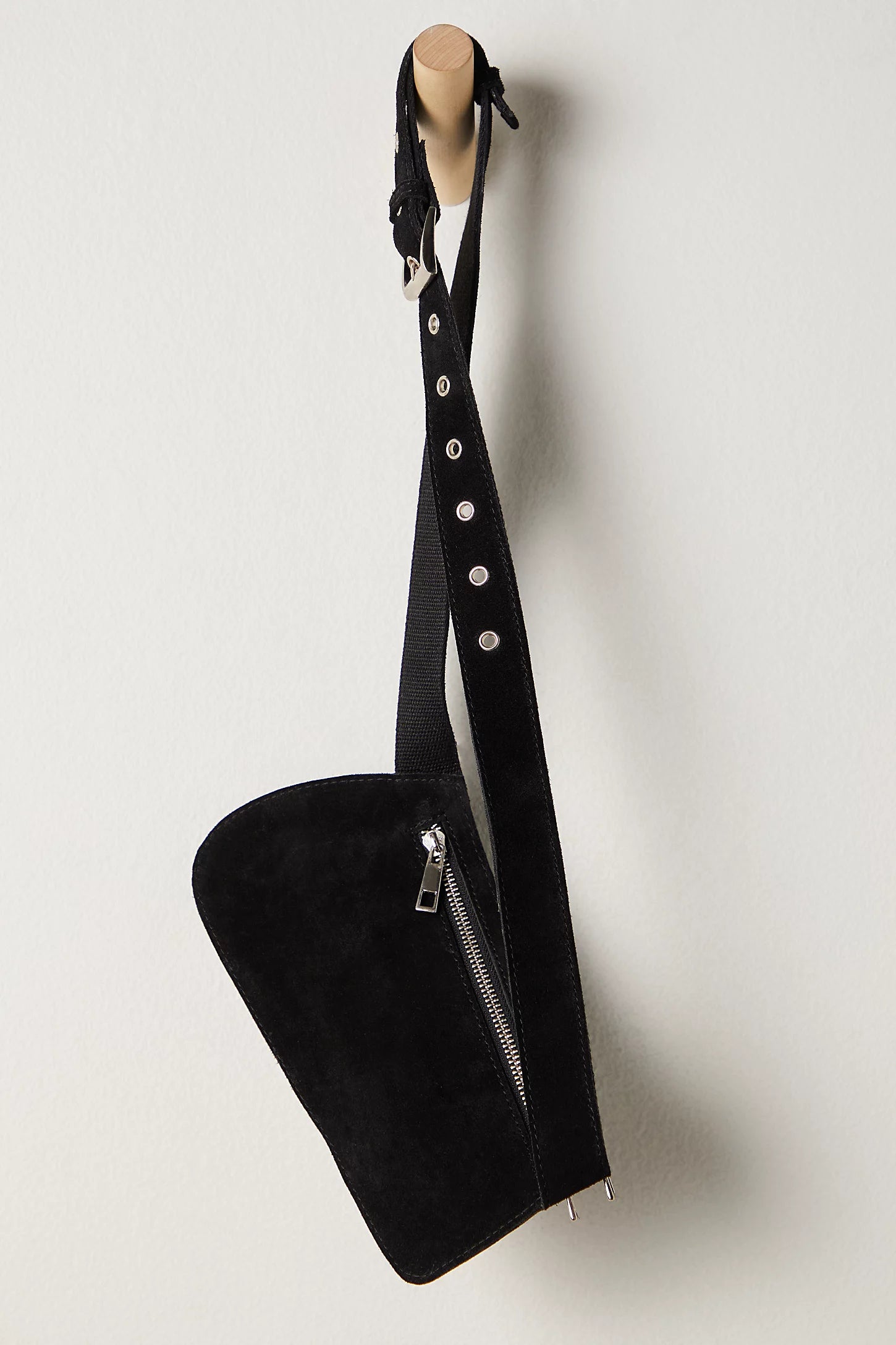 Avalon Leather Sling Bag - Black