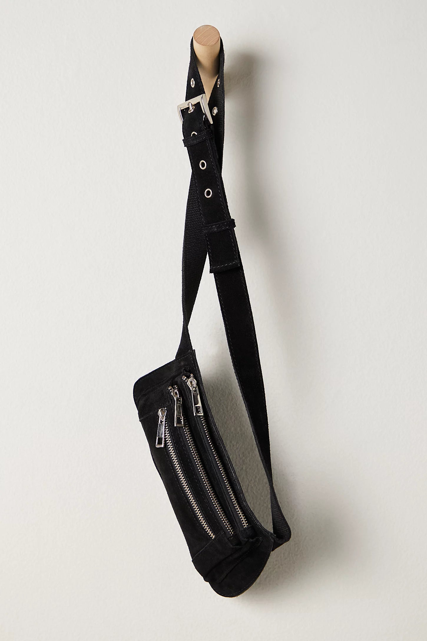 Avalon Leather Sling Bag - Black