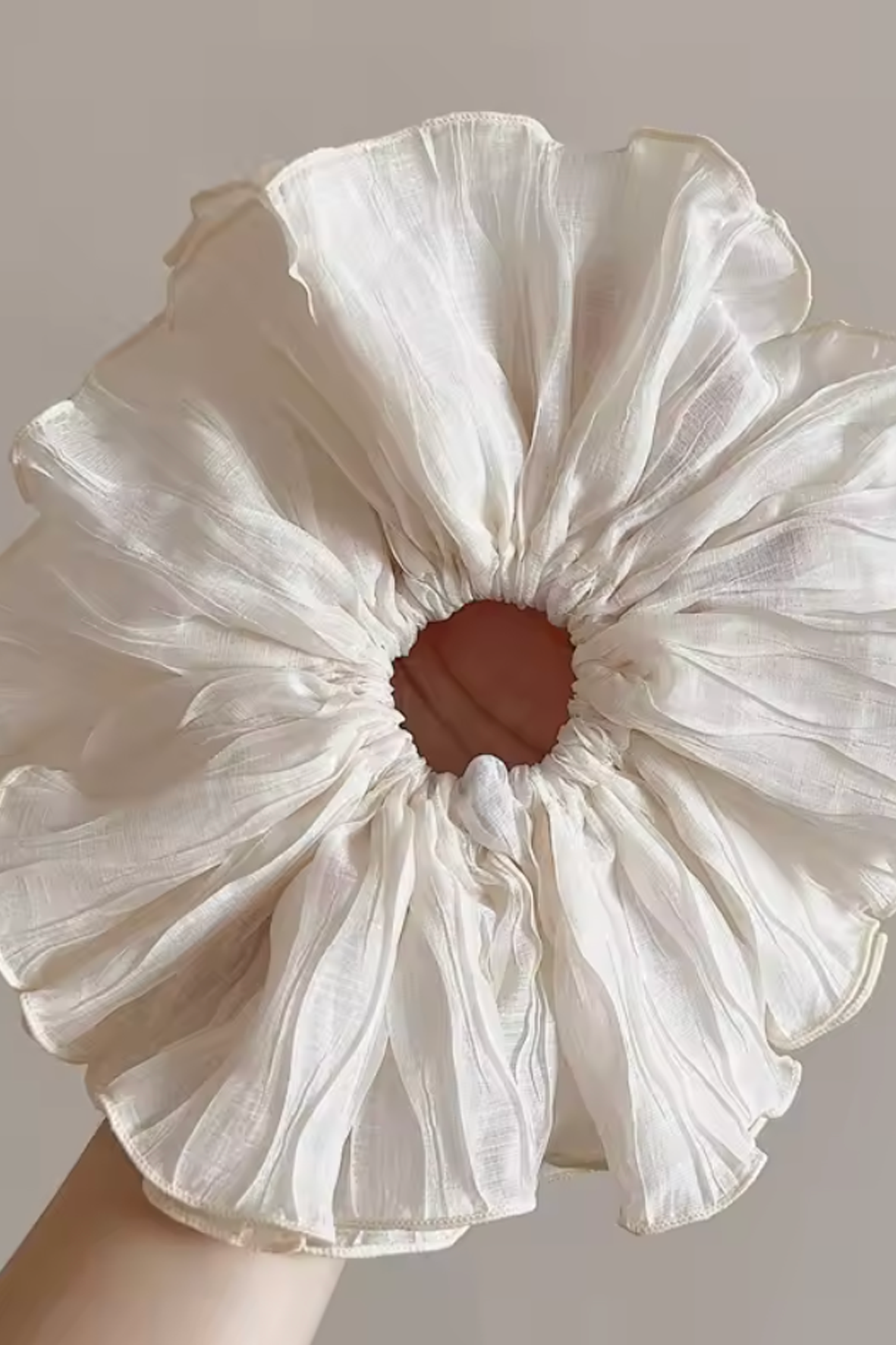 Oversized Scrunchie - Cream