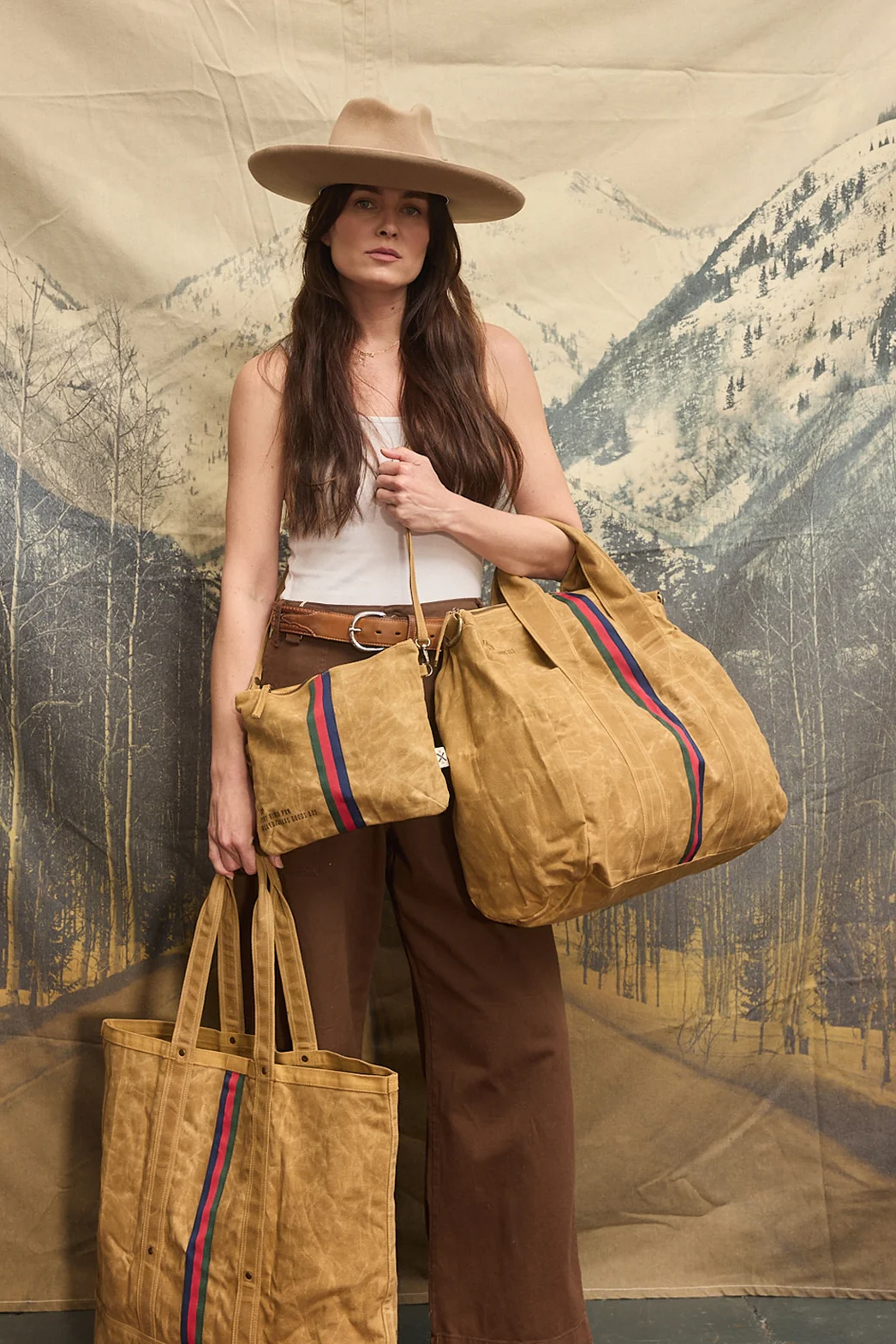 Escapee Clutch Bag with Strap - Golden Tan
