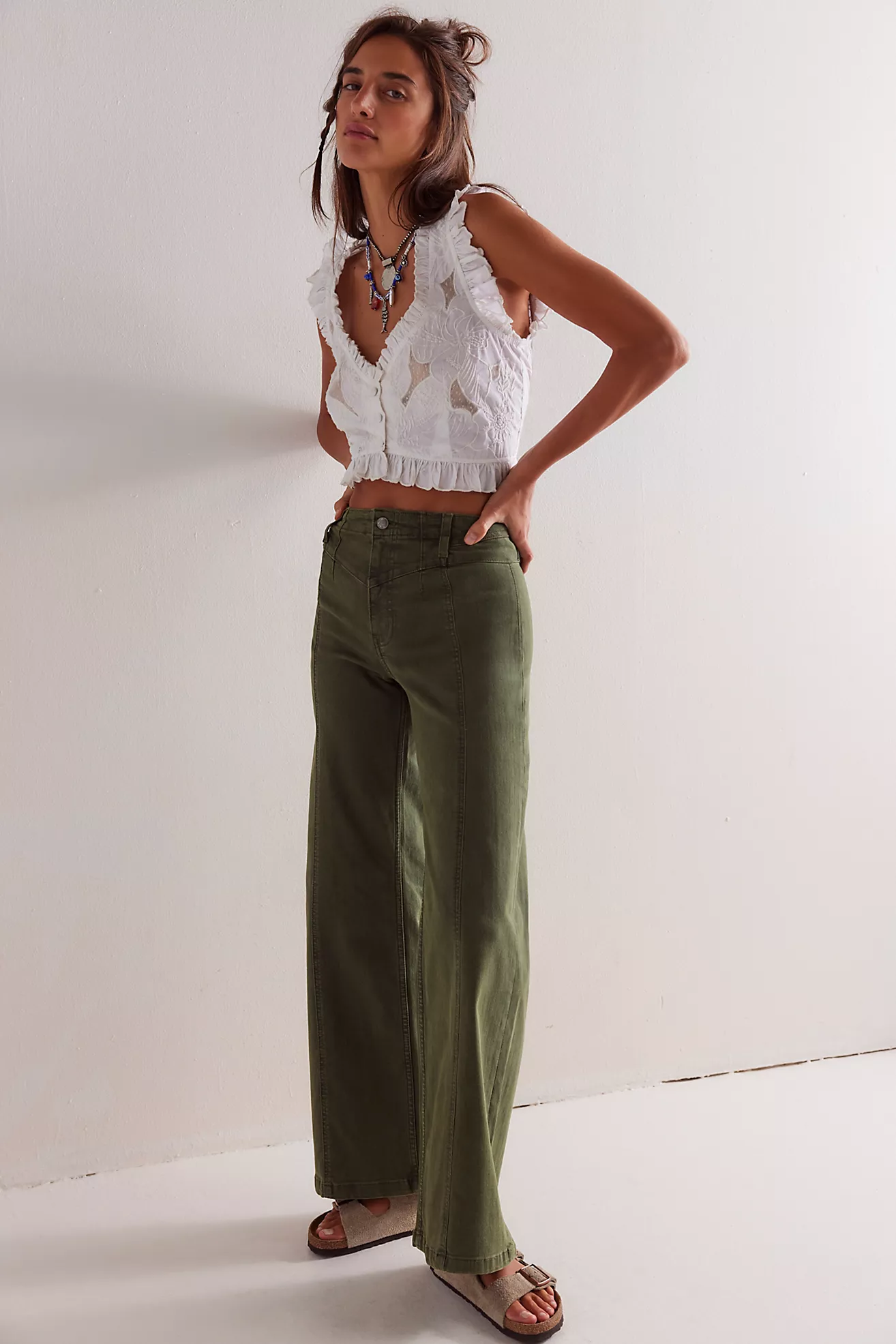 Libre Wide Leg Jean - Thyme