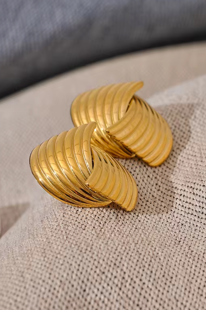 Linea Circle Earrings - Gold