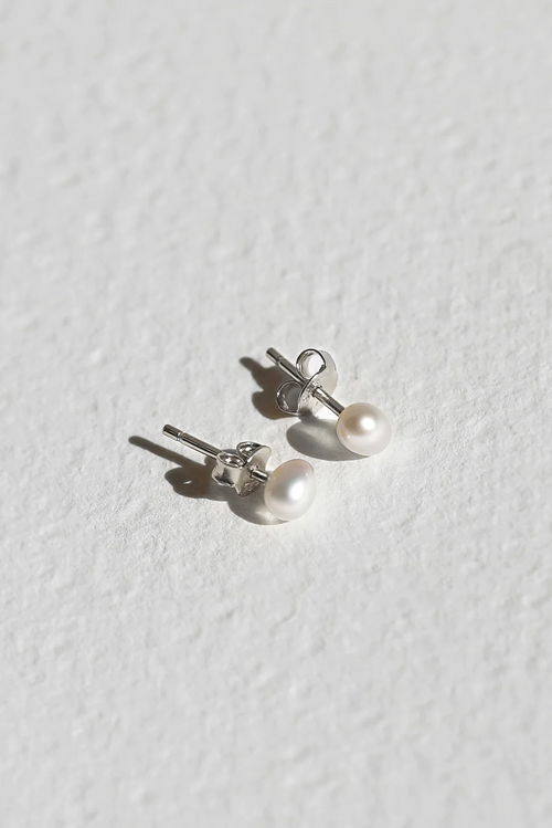 Saint Valentine | Mini Pearl Studs - Silver