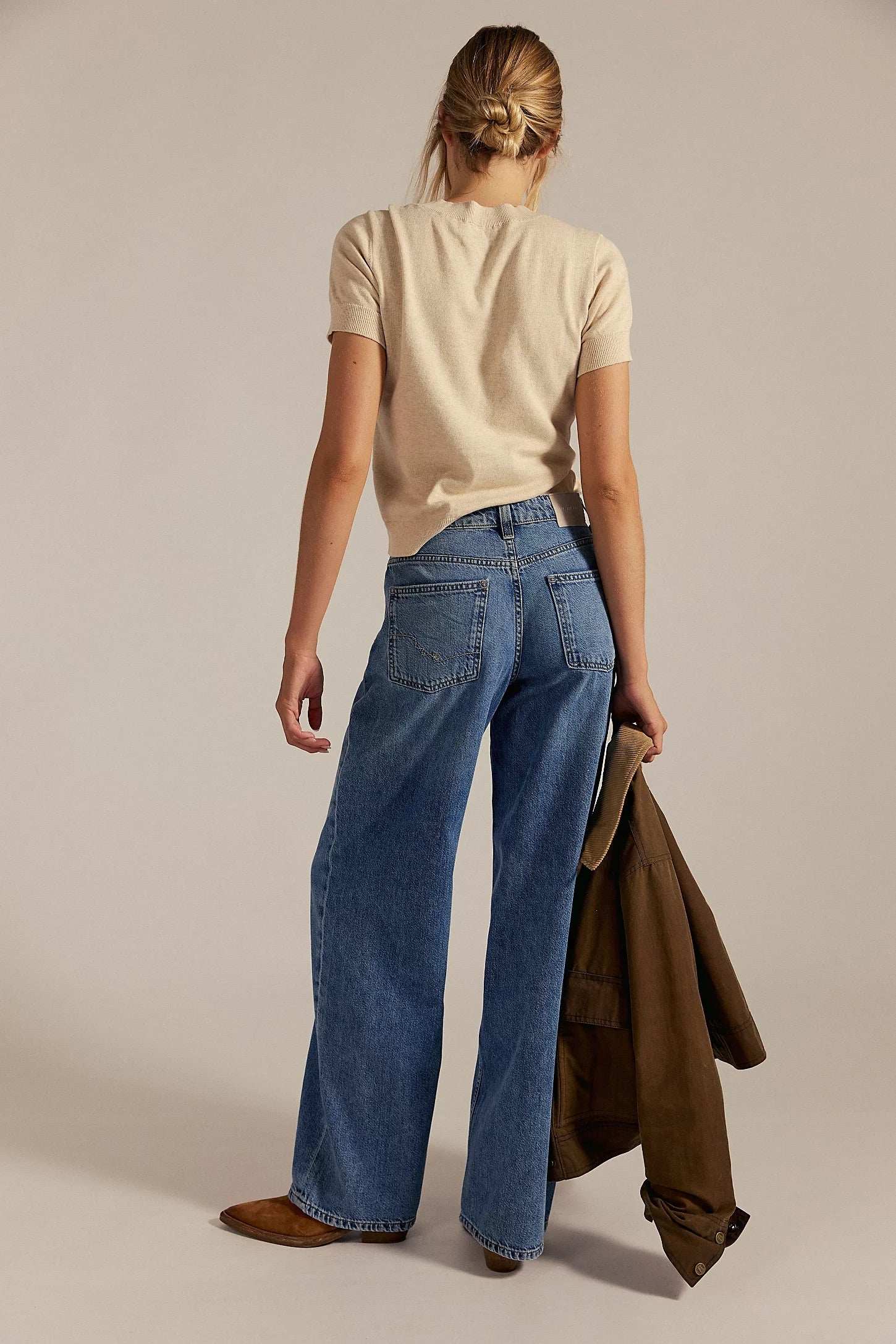 Nia BF Jean - Friday
