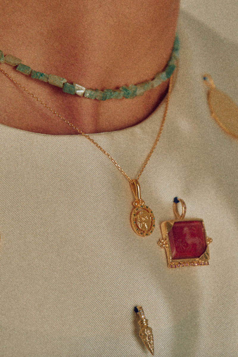 Fra Angelico Pendant with Emerald - Gold