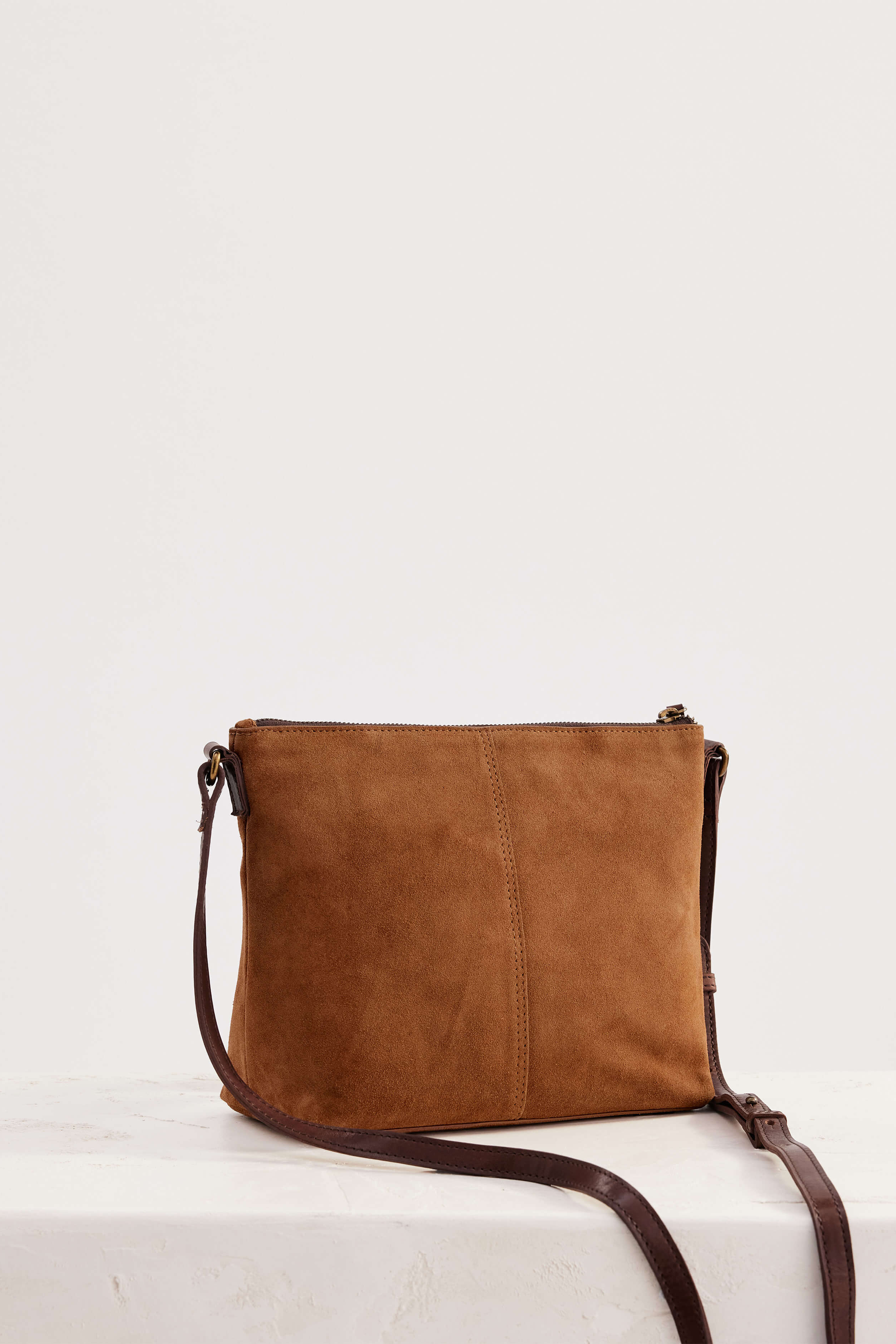 Suede Essential - Camel