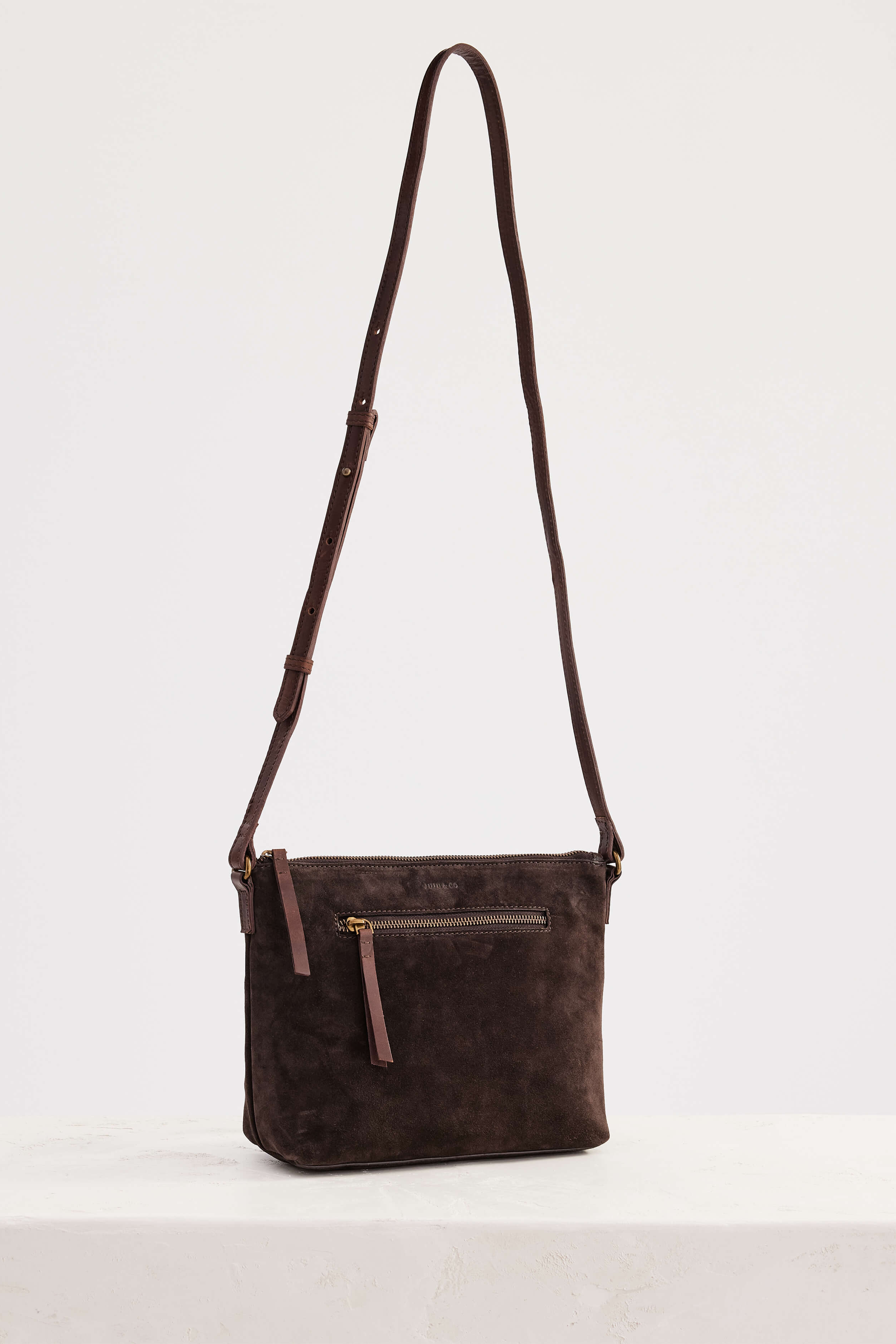 Suede Essential - Chocolate