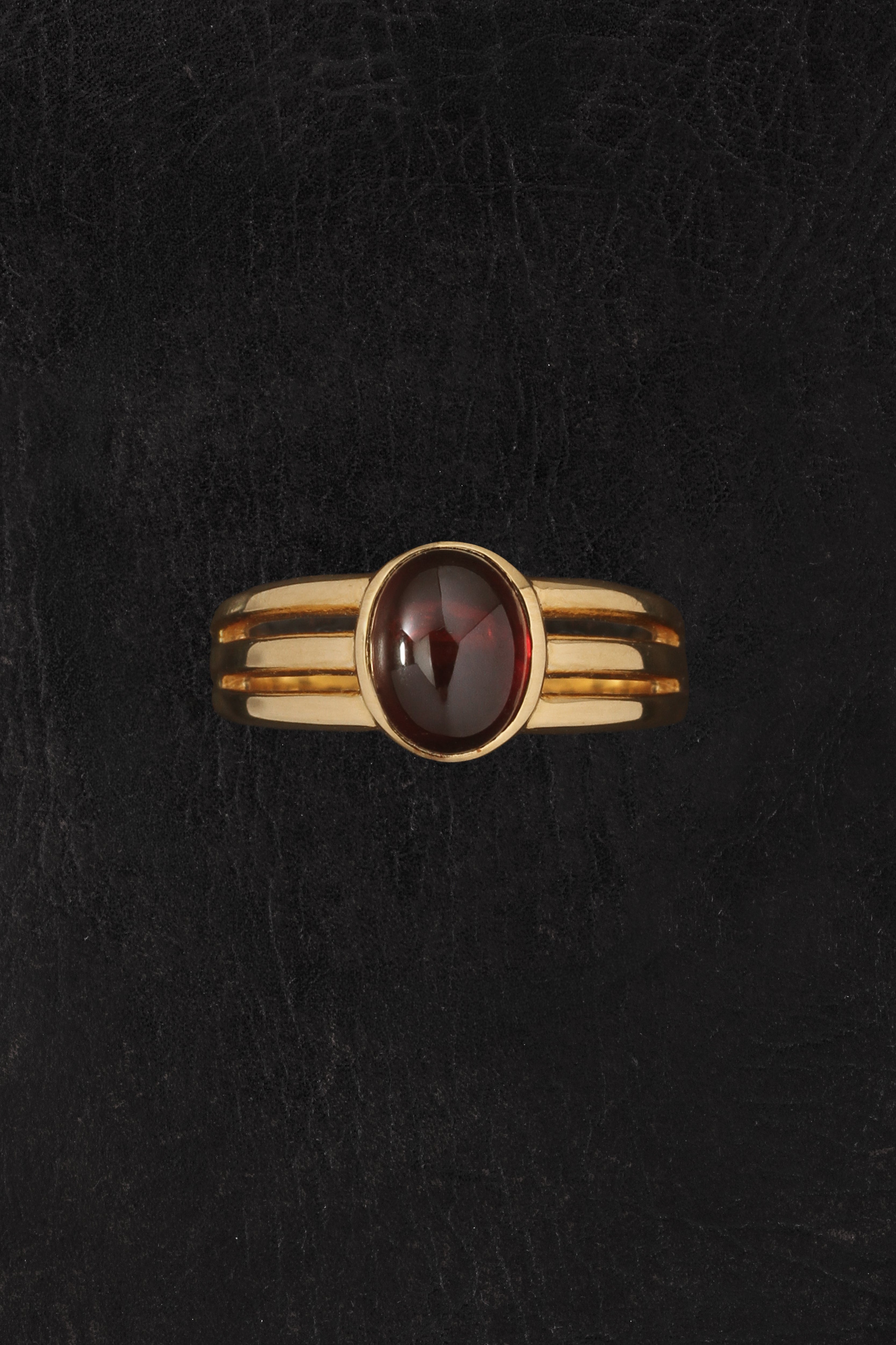 Vega Ring - Gold | Temple Of The Sun