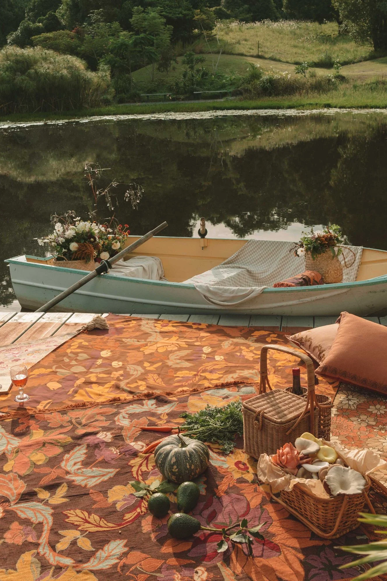 Picnic Rug - Flora Plum