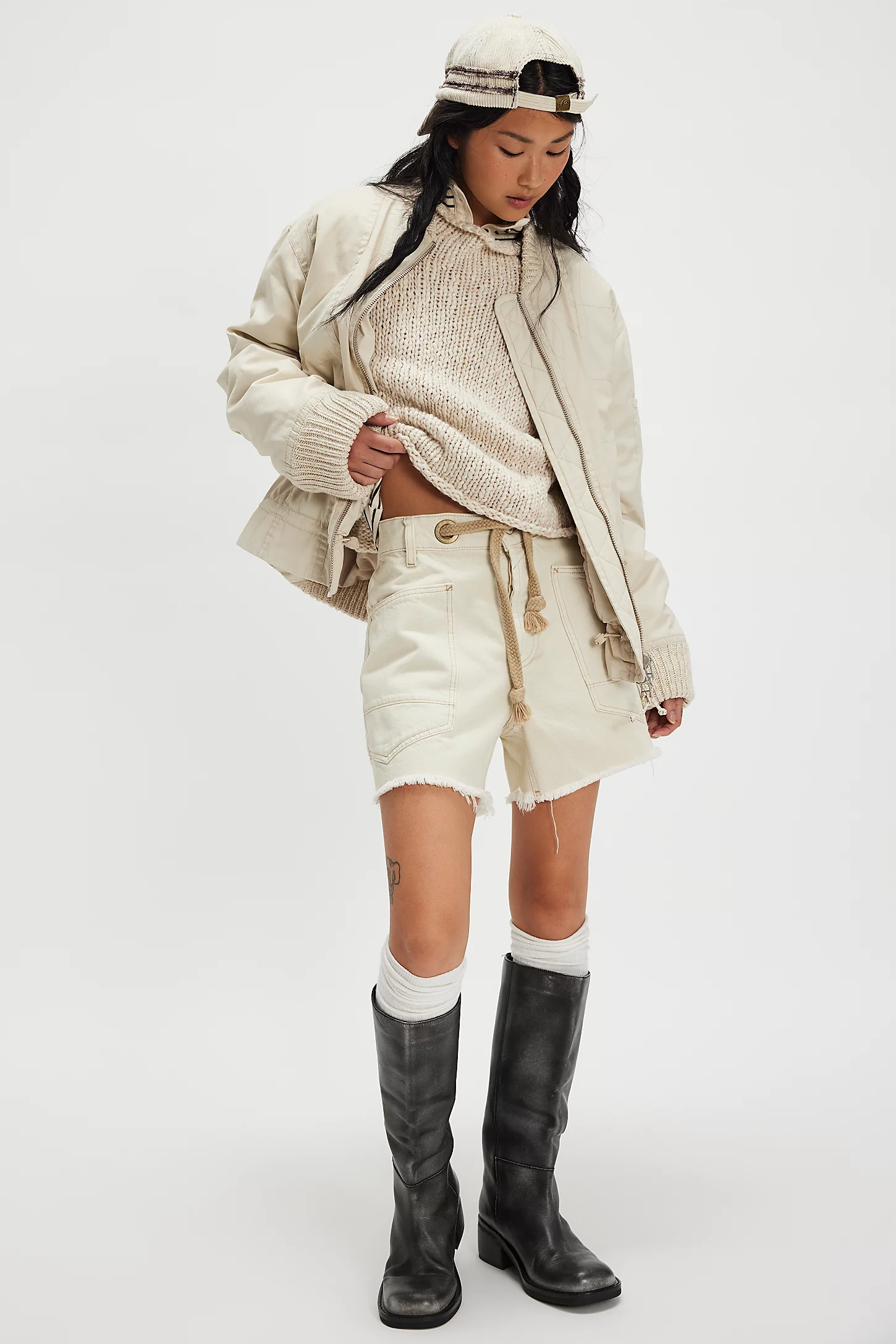 Moxie Barrel Shorts - White