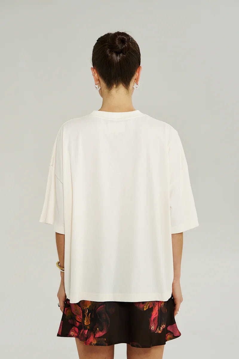 Oui Oui - Vintage White - T-Shirts - Summi Summi - Women's fashion at The Freedom State