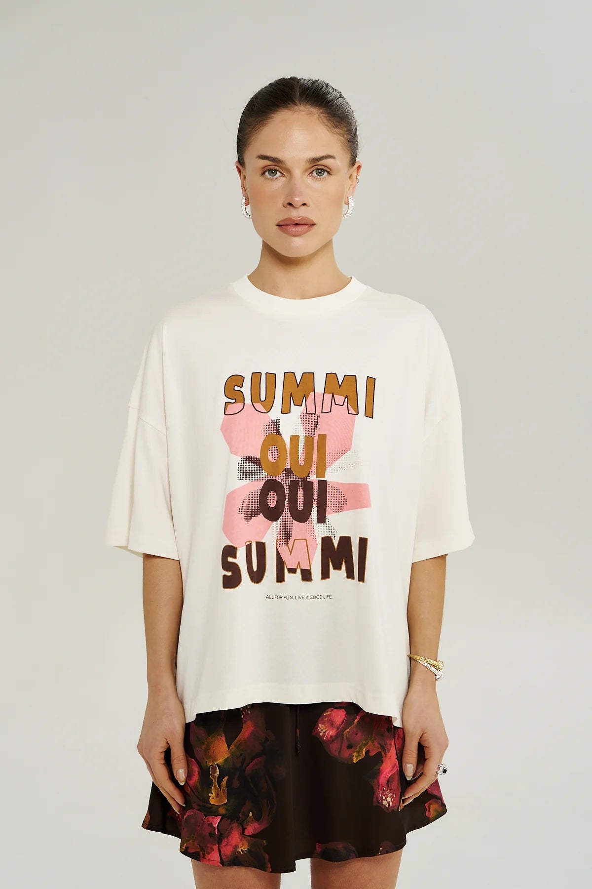 Oui Oui - Vintage White - T-Shirts - Summi Summi - Women's fashion at The Freedom State