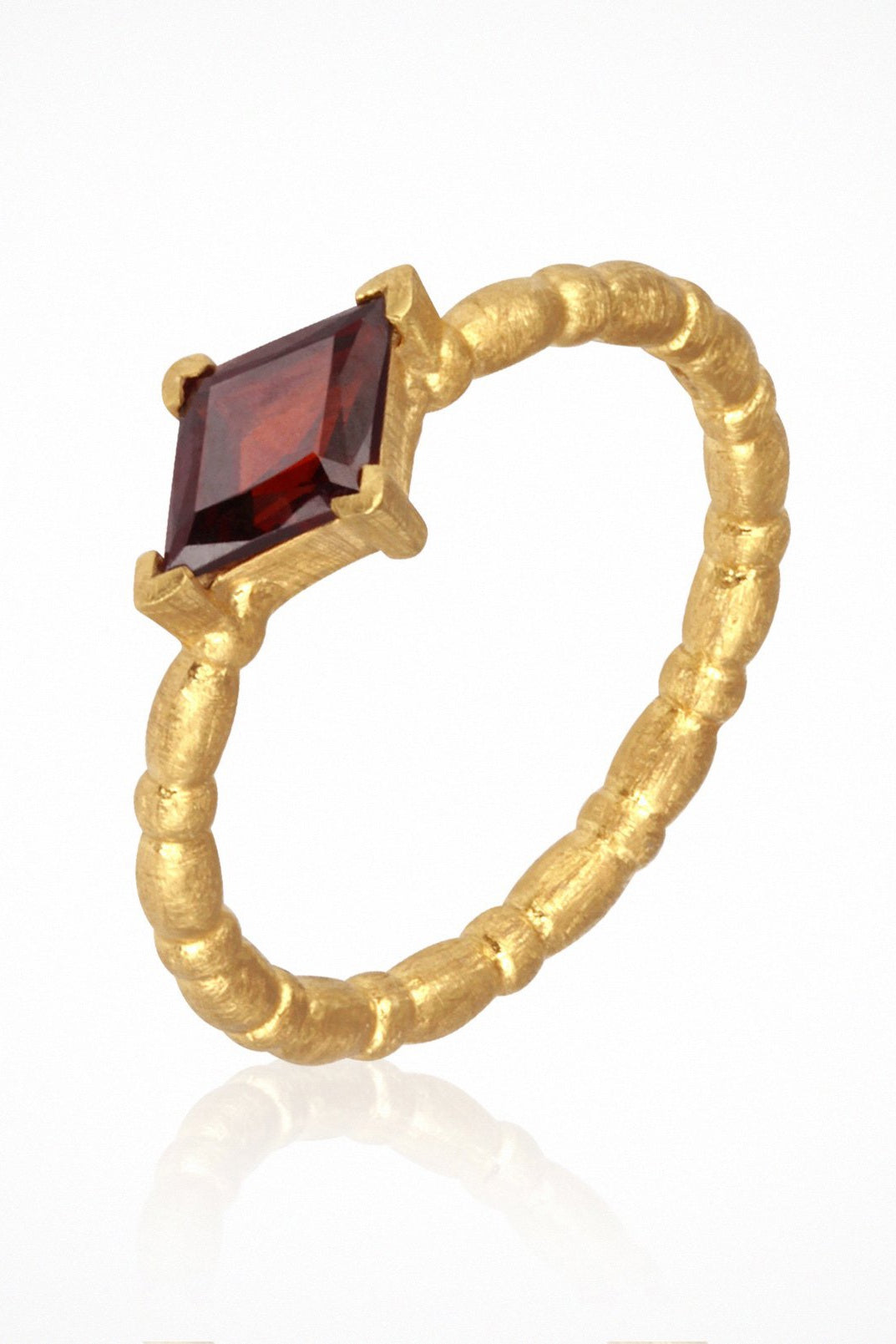 Jaya Garnet Ring - Brushed Gold