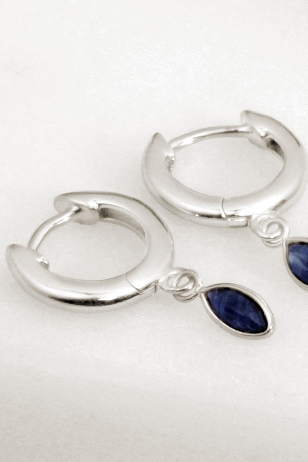 Temple Of The Sun | Alessandra Earrings Sapphire - Silver