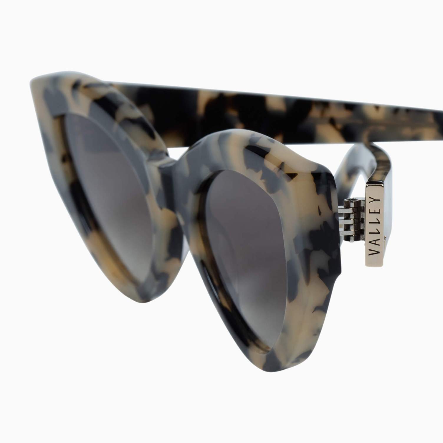 Bones | Sunglasses - Fawn Tort w. Gold Metal Trim / Black Gradient Lens | Sunglasses