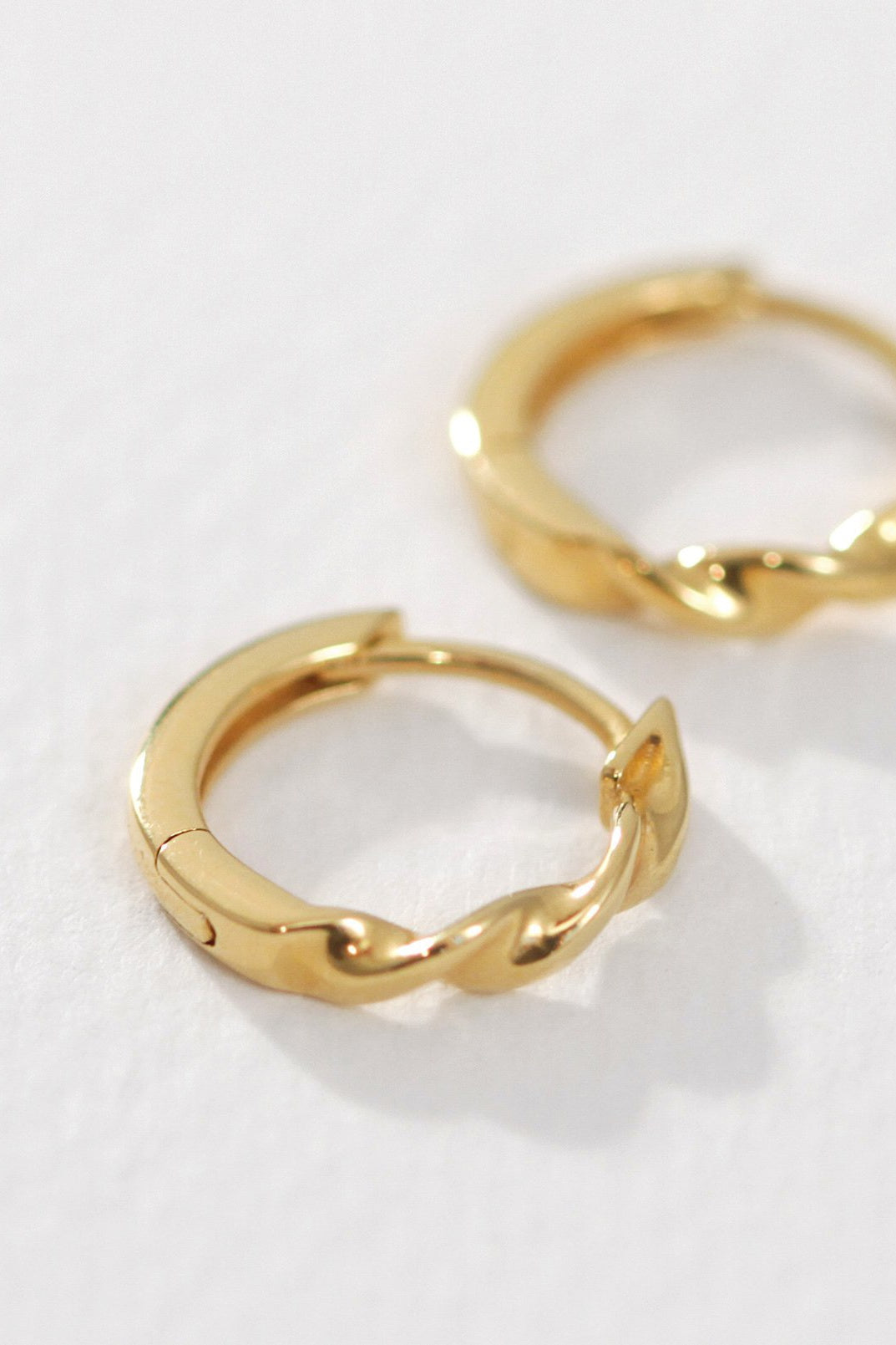 Temple Of The Sun | Helix Small Hoops - Gold