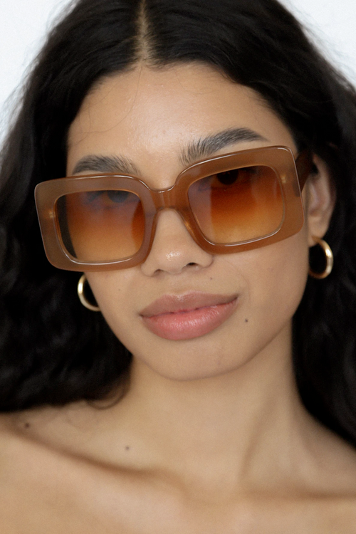 Lu Goldie | Mia Sunglasses - Cola