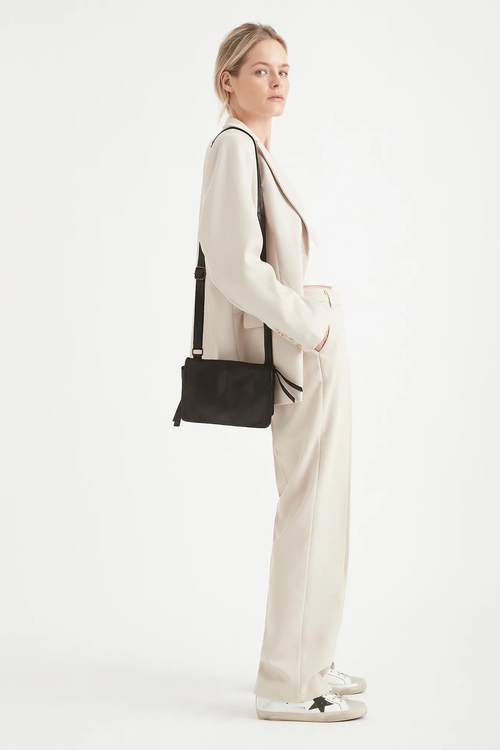 Juju & Co | Linea Crossbody Bag - Black